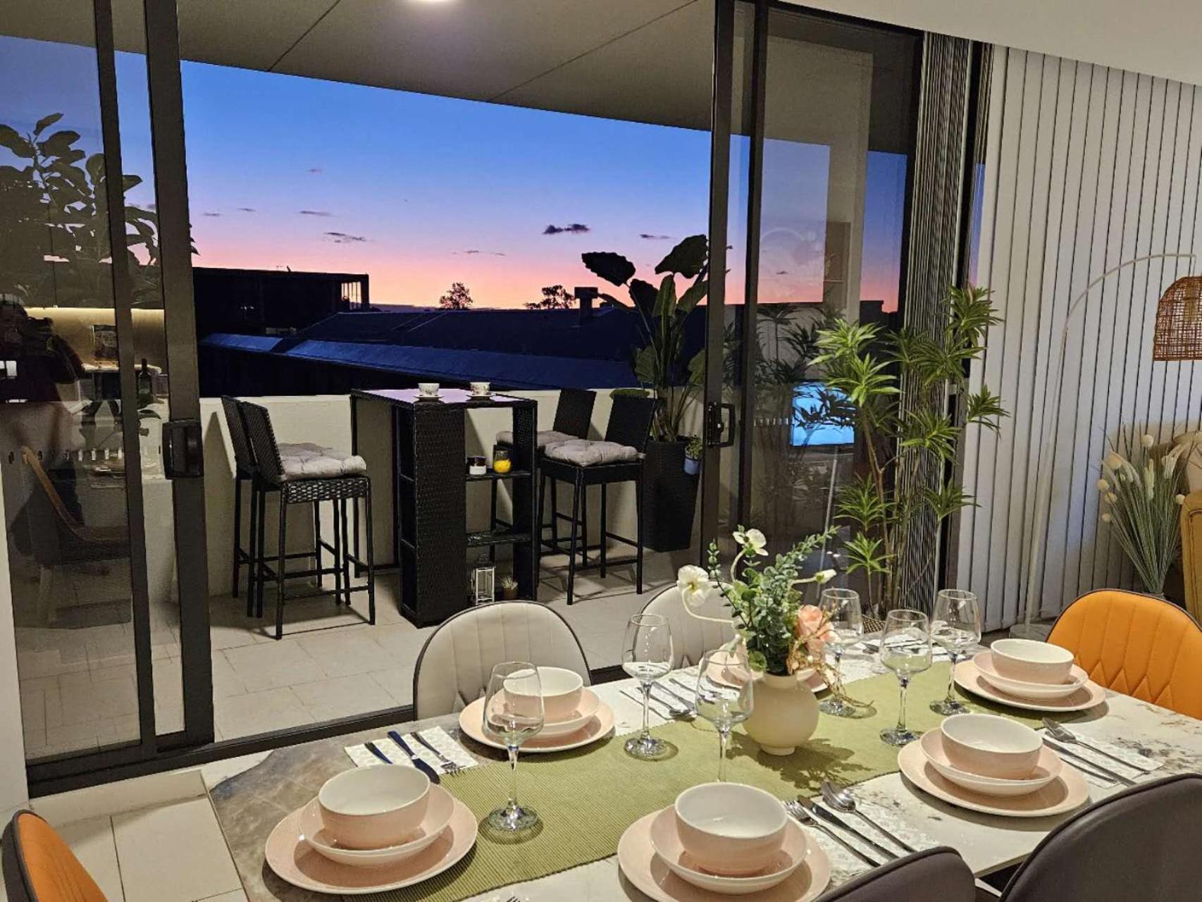 Luxury 2bedrooms Near Olympic Park Cbd Apartment *